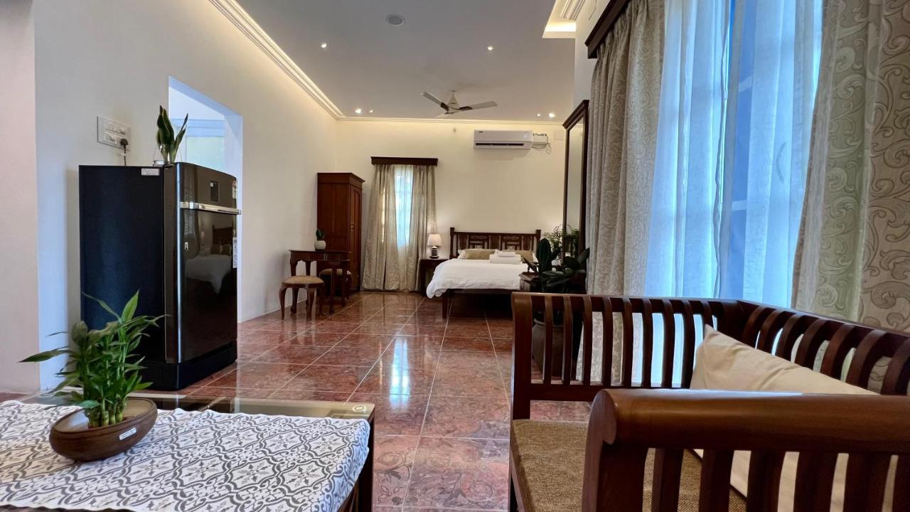 Apartment Rosewood By The Goa *